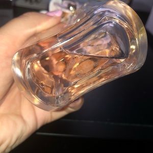 Daisy perfume by Marc Jacobs!